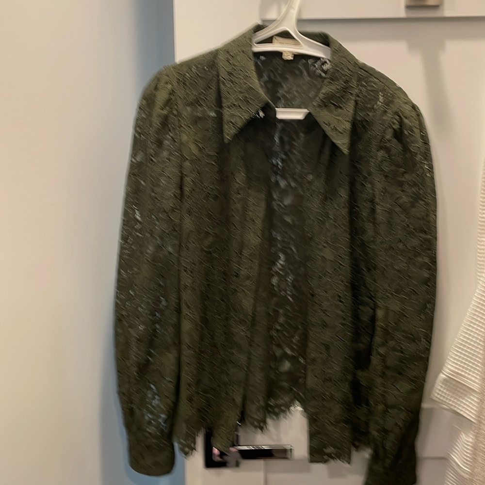 Green L’agence lace top size XS/T
